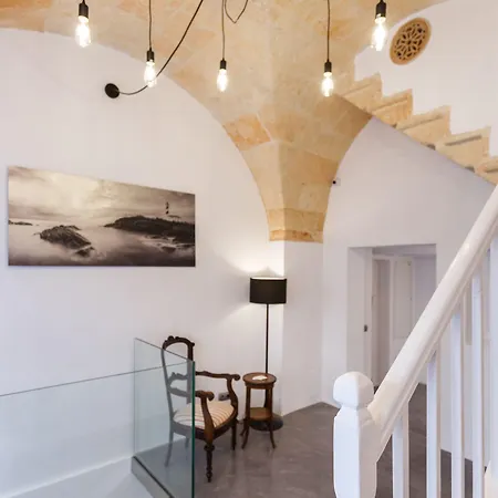 Hotel Petit 5 Fars 3*