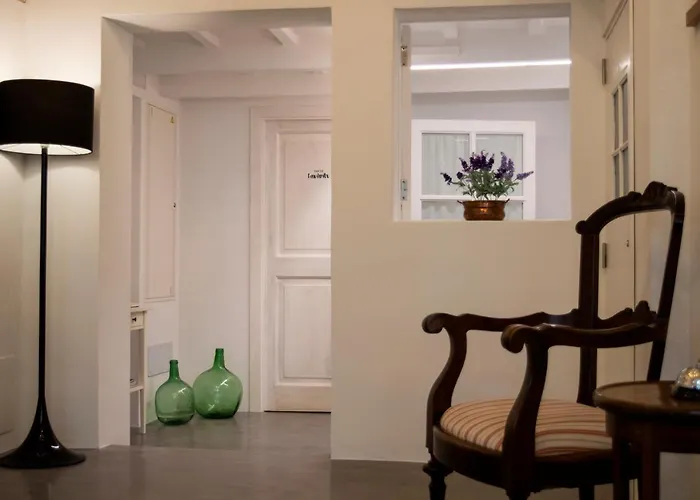 Petit 5 Fars (adults Only) 3*