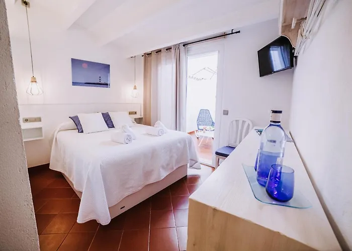 Hotel Petit 5 Fars (adults Only)