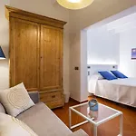 Hotell Petit 5 Fars (adults Only)