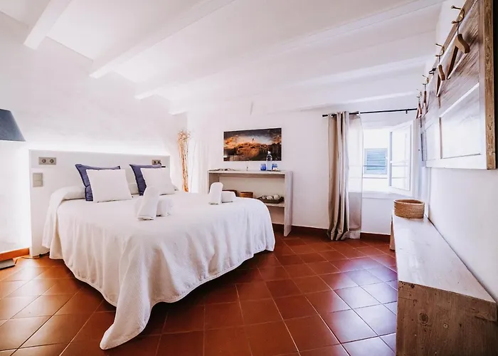 Petit 5 Fars (adults Only) ثيوداديلا